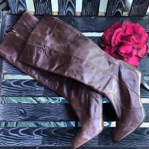 Libby Edelman Leather Boots